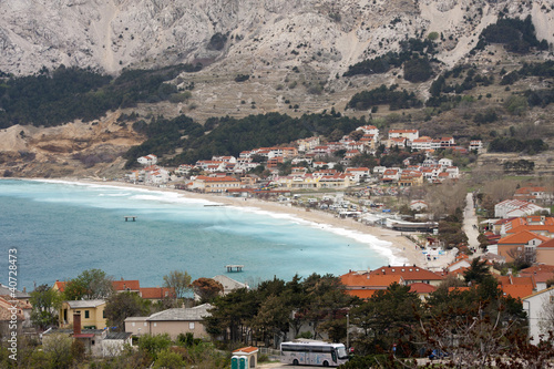 Foto: Adriatic Town of Baska, Island Krk, Croatia Adriatic Town of Baska, Island Krk, Croatia