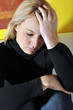 Junge Frau mit Depressionen