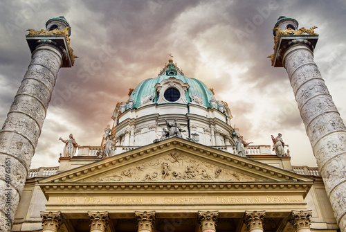 Photo: St. Charles's Church (Karlskirche), Vienna St. Charles's Church (Karlskirche), Vienna