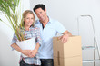 canvas print picture - Couple settling in the house