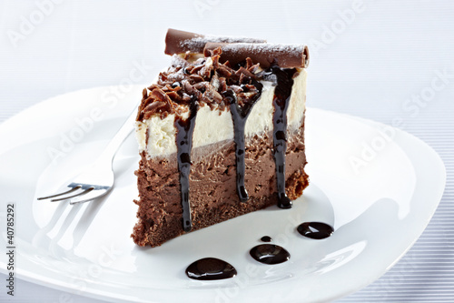 Foto: cream chocolate cake sweet food cream chocolate cake sweet food