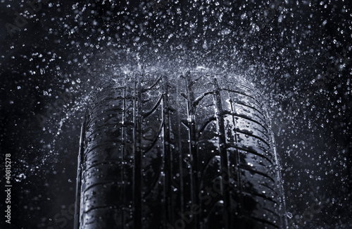 Foto: Rain Tire Rain Tire