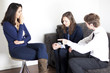 Mann verlangt Scheidung beim Psychologen