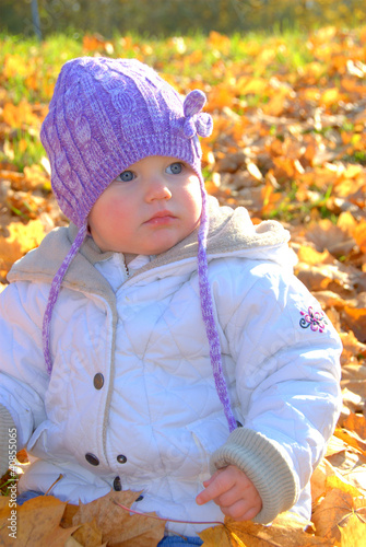 Photo: child outdoor _ autumn child outdoor _ autumn