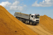 Photo: lkw auf baustelle lkw auf baustelle