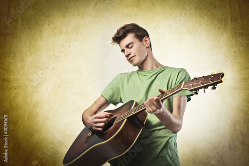 Photo: Guitarist Guitarist
