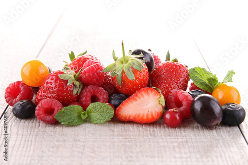 Photo: mixed fruit mixed fruit