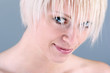 Frau mit nassen Haaren