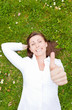 positive frau frühling