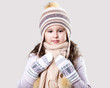 Foto: Cuty little girl in winter wear Cuty little girl in winter wear
