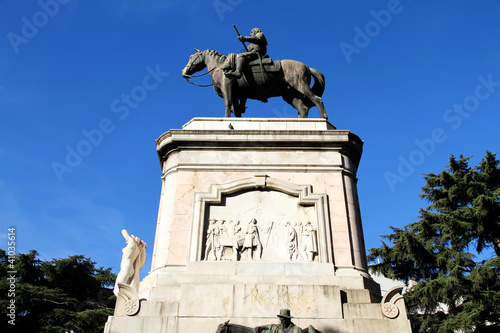 Foto: Statue von Artigas in Montevideo Statue von Artigas in Montevideo