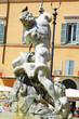 Tritone di una fontana di Piazza Navona, Roma, Italia Tritone di una fontana di Piazza Navona, Roma, Italia