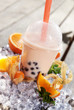 Bubble Tea orange mit Tapiokaperlen