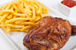 Halbes Brathähnchen mit Pommes Halbes Brathähnchen mit Pommes