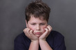Trauriger Junge