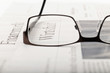 newspaper vs. glasses_6