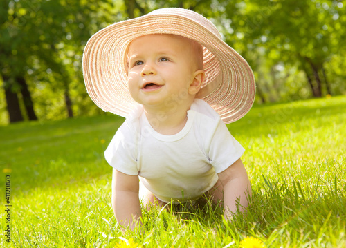 Foto: baby sommer wiese baby sommer wiese