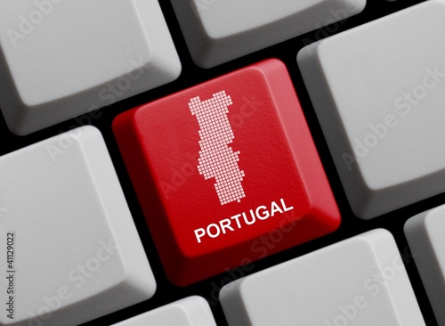 Illustration: Portugal - Umriss auf Tastatur Portugal - Umriss auf Tastatur