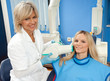 Foto: dentist at work dentist at work