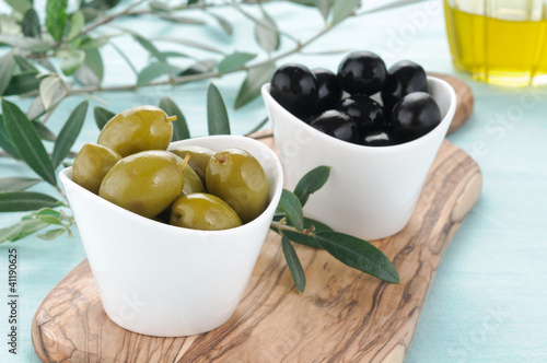 Foto: Olive verdi e nere Olive verdi e nere