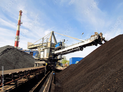Photo: storage of coal at power plants storage of coal at power plants