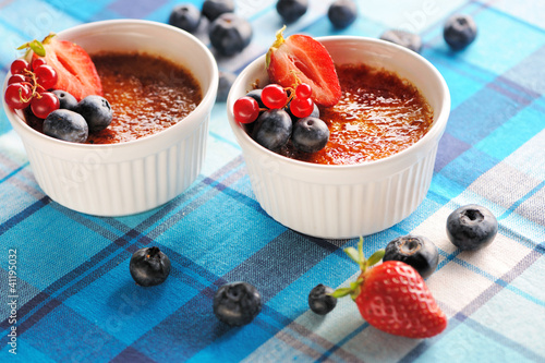 Photo: Creme brulee (cream brulee, burnt cream) Creme brulee (cream brulee, burnt cream)