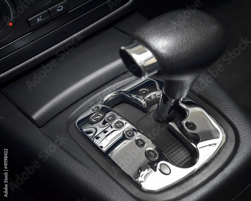Photo: Automatic gear shift, manual mode Automatic gear shift, manual mode