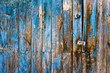 Planches et peinture bleue