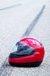 Unfall mit Motorrad. Verkehrsunfall mit Bremsspur
