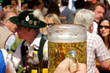 Maßkrug im Biergarten
