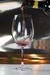 Rotwein einschenken