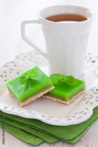Photo: Lime mint cookie bar Lime mint cookie bar
