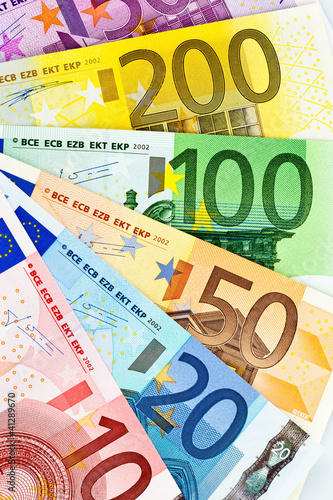 Foto: Ein Fächer mit Euro-Geldscheinen Ein Fächer mit Euro-Geldscheinen