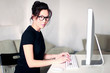 canvas print picture - Studentin am Computer
