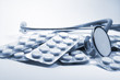 Pastillas, fonendoscopio, blister, medicina