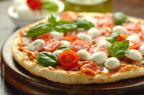 Photo: Pizza caprese Pizza caprese