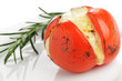 Grilltomate und Rosmarin