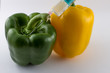 Nahaufnahme einer Spritze in Paprika