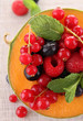 Photo en ligne au meilleur prix melon and berry fruit