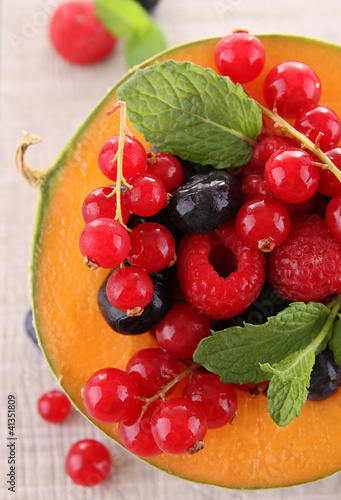 Photo: melon and berry fruit melon and berry fruit