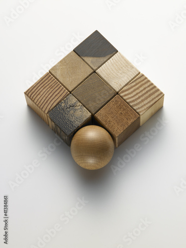 Photo: cubes and wooden ball - cubi e sfera di legno cubes and wooden ball - cubi e sfera di legno