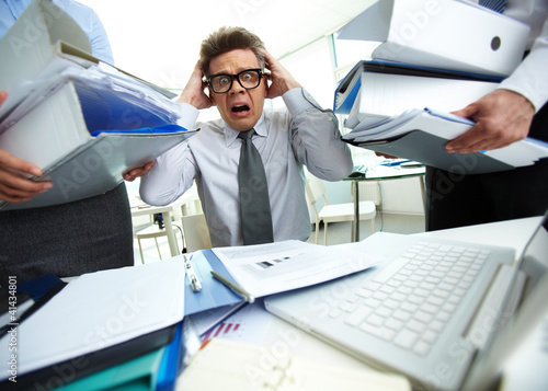 Foto: Shocked bookkeeper Shocked bookkeeper