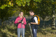 Zwei junge Walker im Herbst Zwei junge Walker im Herbst
