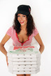 hübsche Frau vom Pizzaservice