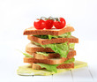 Sliced sandwich bread with lettuce