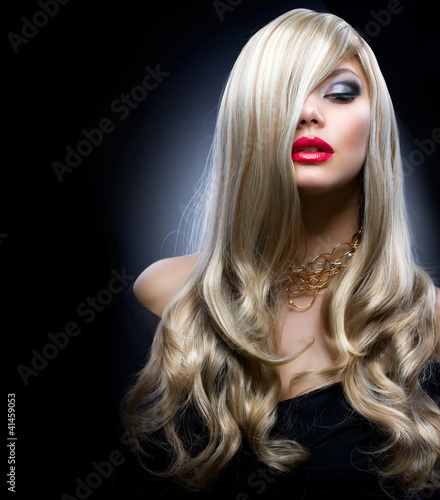 Photo: Blond Fashion Girl Blond Fashion Girl