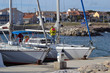 à bord d'un voilier au port de Carro