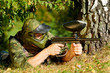 Foto: paintball player aiming with marker paintball player aiming with marker