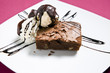 Brownie con helado