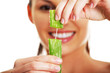 Foto: Woman with aloe vera Woman with aloe vera